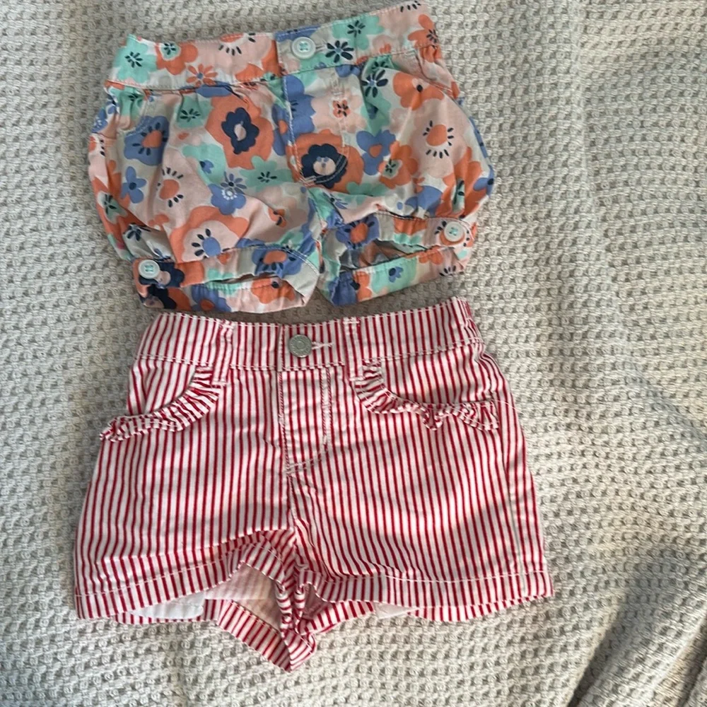 Gymboree baby girl 3-6 months (2 shorts)